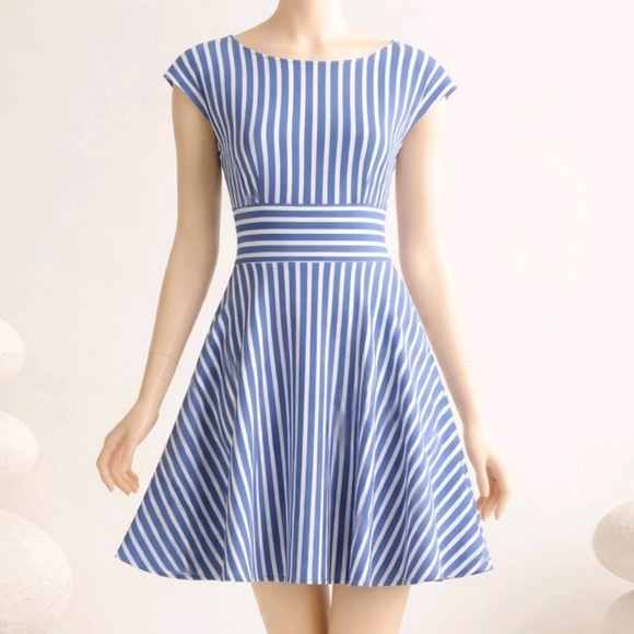 kate spade Dresses & Skirts - KATE SPADE BLUE / WHITE STRIPED CAP SLEEVE MINI DRESS SIZE SMALL